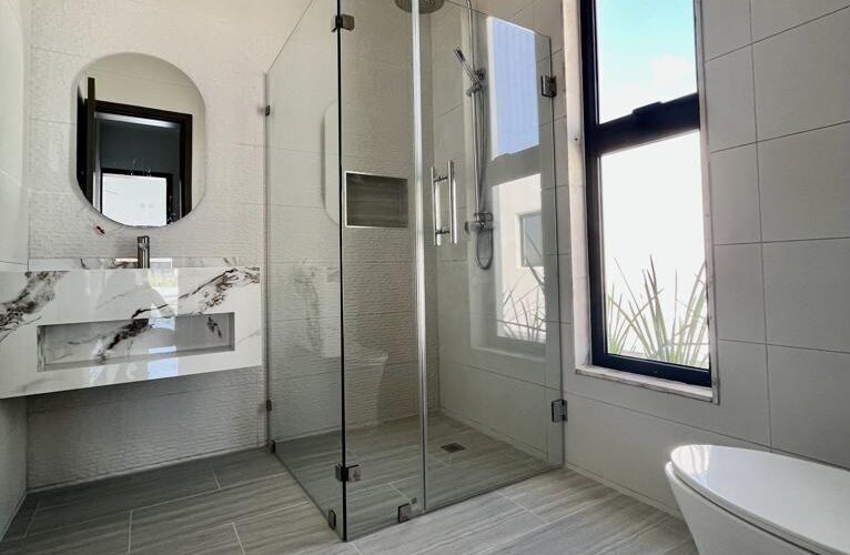 Hermoso baño de la casa en Punta Cana Village Dominican Republic